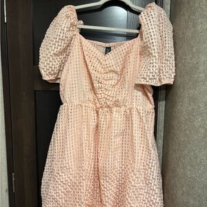Peach colored cocktail dress size 2XL WORN ONCE